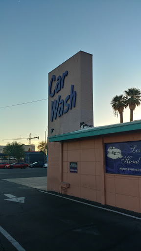 Car Wash «Los Olivos Hand Car Wash», reviews and photos, 232 E McDowell Rd, Phoenix, AZ 85004, USA