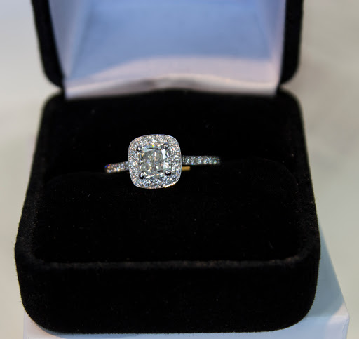 Pawn Shop «The Cash Exchange Pawnbrokers», reviews and photos, 35943 Gratiot Ave, Charter Twp of Clinton, MI 48035, USA