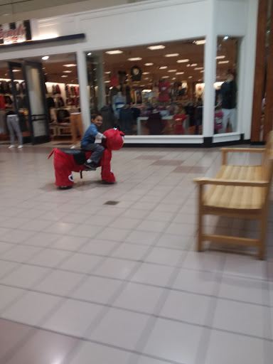 Shopping Mall «Midway Mall», reviews and photos, 3433 Midway Mall, Elyria, OH 44035, USA