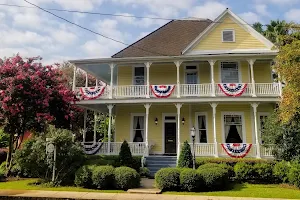 Queen Anne Bed and Breakfast image