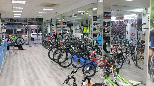 Tienda y taller de bicicletas en Córdoba. Ciclos Cabello Campo Madre de Dios en Córdoba