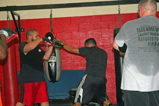 Muay Thai Boxing Gym «Relentless MMA & Fitness», reviews and photos, 14700 Flint Lee Rd K, Chantilly, VA 20151, USA