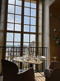 Atmosphère du Restaurant français Ore - Ducasse au château de Versailles - n°6