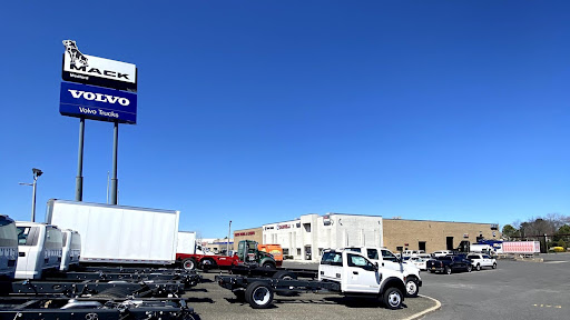 Ford Dealer «Gabrielli Ford Truck Sales and Service», reviews and photos, 3200 Horseblock Road, Medford, NY 11763, USA