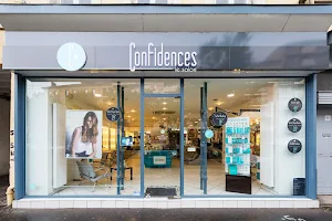 Confidences lounge image