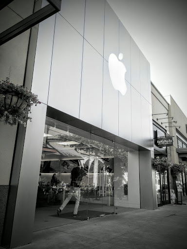 Computer Store «Apple Alderwood Mall», reviews and photos, 3000 184th St SW, Lynnwood, WA 98037, USA