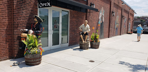 Shopping Mall «Museum Place Mall», reviews and photos, 1 Church St, Salem, MA 01970, USA