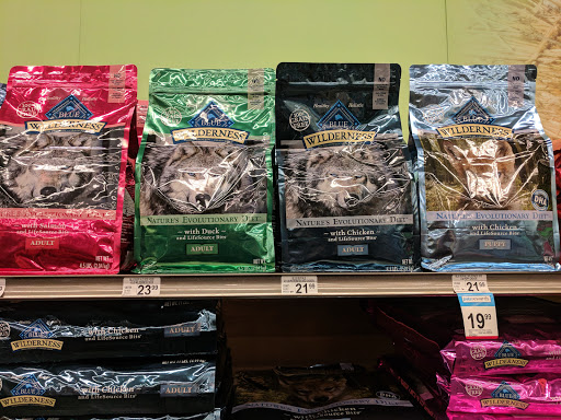 Pet Supply Store «Petco Animal Supplies», reviews and photos, 4663 Firestone Blvd, South Gate, CA 90280, USA