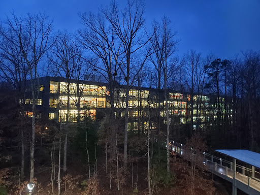 Used Car Dealer «CarMax Home Office», reviews and photos, 12800 Tuckahoe Creek Pkwy, Richmond, VA 23238, USA