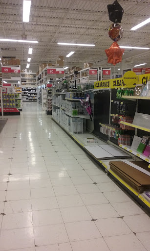 Office Supply Store «Office Depot», reviews and photos, 511 E Roosevelt Rd, Lombard, IL 60148, USA