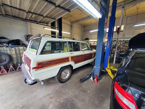 Auto Repair Shop «Mr. Fix It Mobile Repair», reviews and photos, 5615 NW Broad St, Murfreesboro, TN 37129, USA