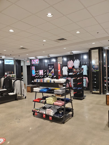 Shoe Store «Foot Locker», reviews and photos, 849 E Commerce Street Space, San Antonio, TX 78205, USA