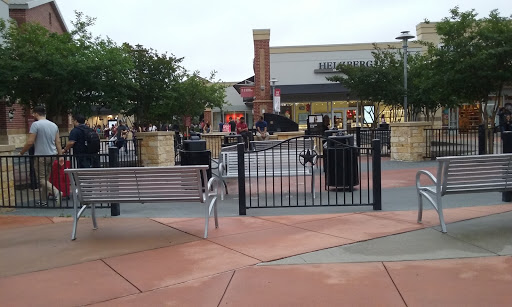 Clothing Store «Nike Factory Store», reviews and photos, 29300 Hempstead Rd #501, Cypress, TX 77433, USA