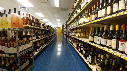 Liquor Store «Holiday Wine & Liquor», reviews and photos, 160 W Expy 83 H & I, San Benito, TX 78586, USA