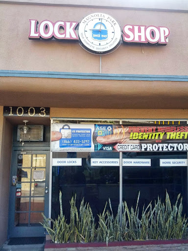 Locksmith «Magnolia Park Lock Shop», reviews and photos, 1003 N Cordova St, Burbank, CA 91505, USA