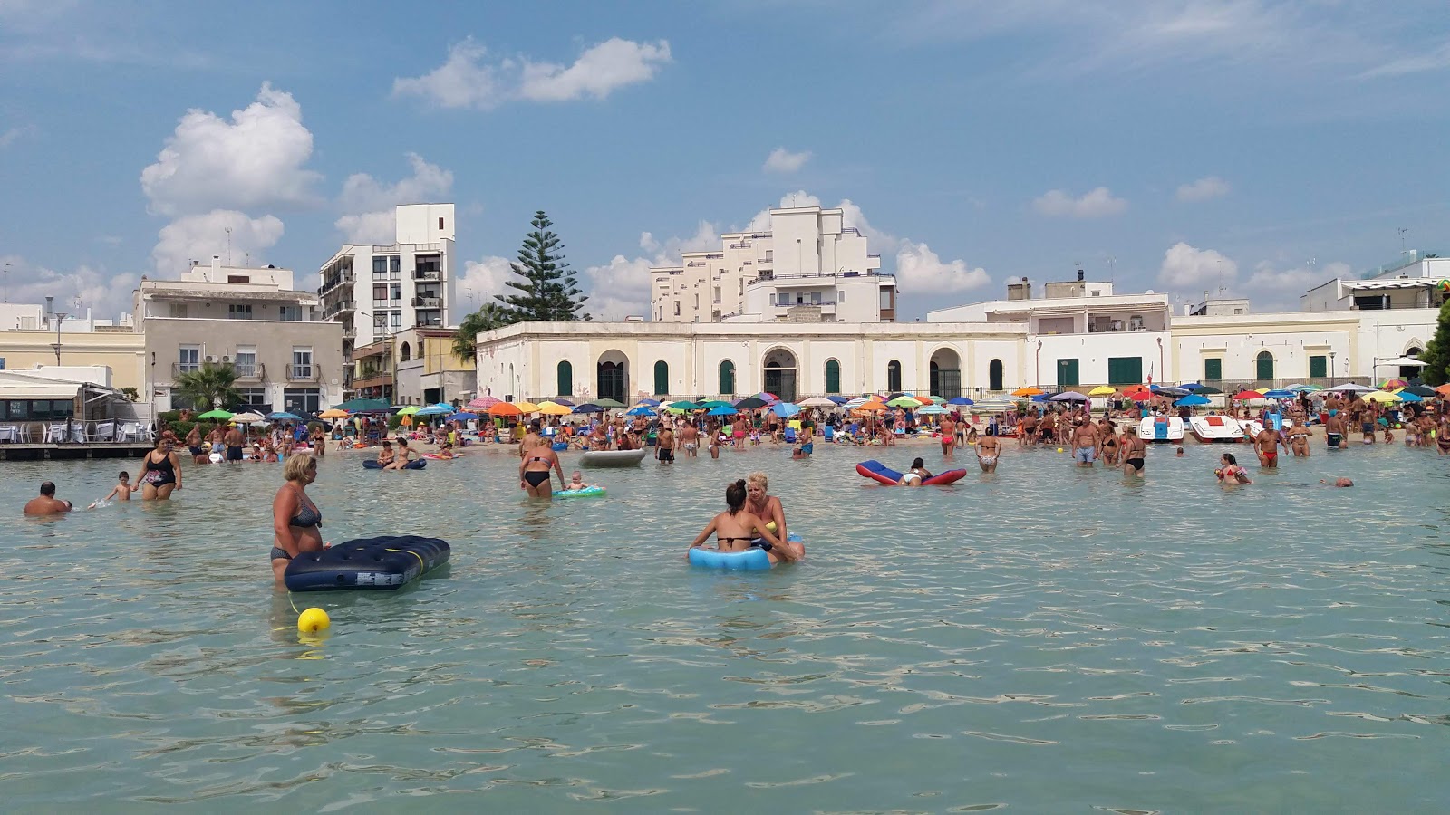 Spiaggia di Porto Cesareo'in fotoğrafı ve yerleşim