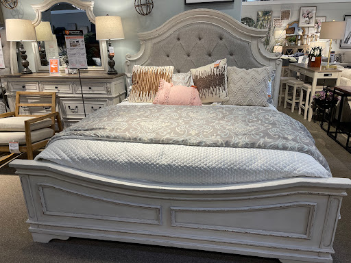 Furniture Store «Ashley HomeStore», reviews and photos, 3667 N Freeway Blvd, Sacramento, CA 95834, USA