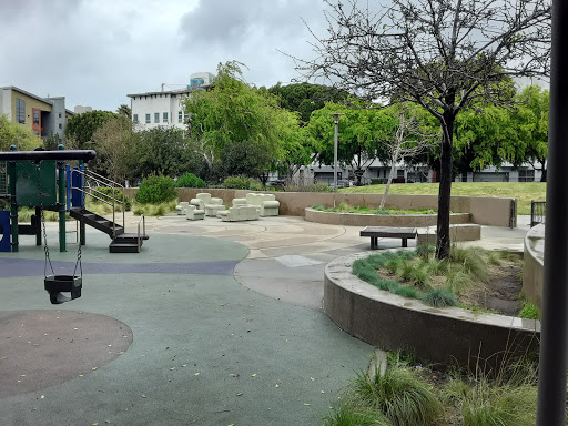 Park «Victoria Manalo Draves Park», reviews and photos, 16 Sherman St, San Francisco, CA 94103, USA