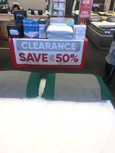 Mattress Store «Mattress Firm Brownsburg», reviews and photos, 211 W Northfield Dr, Brownsburg, IN 46112, USA