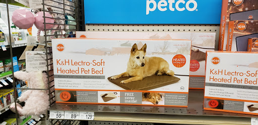 Pet Supply Store «Petco Animal Supplies», reviews and photos, 1011 University Blvd #100, Suffolk, VA 23435, USA