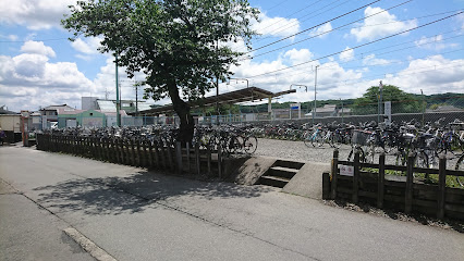 元加治駅自転車駐車場