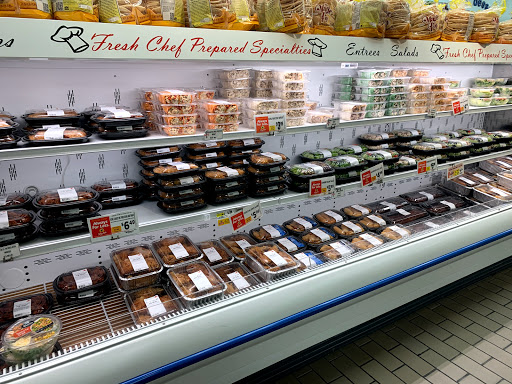 Grocery Store «ShopRite of Commerce St.-Stamford, CT», reviews and photos, 1990 W Main St, Stamford, CT 06902, USA