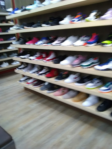 Shopping Mall «Westside Shopping Center», reviews and photos, 2413 Frederick Ave, Baltimore, MD 21223, USA