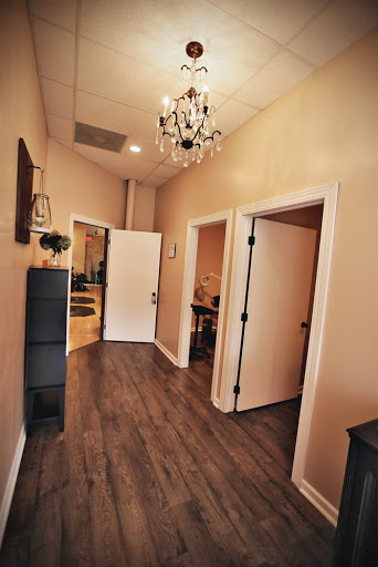 Day Spa «Avalon Salon», reviews and photos, 706 Main St NW, Elk River, MN 55330, USA