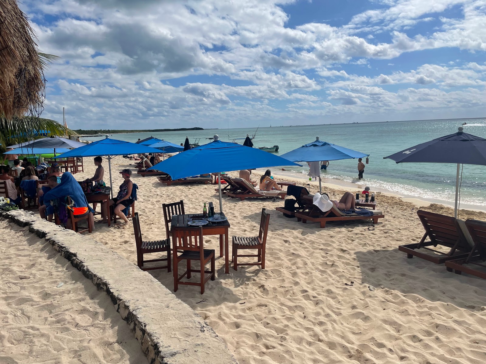 Photo de Playa Palancar avec un niveau de propreté de assez propre