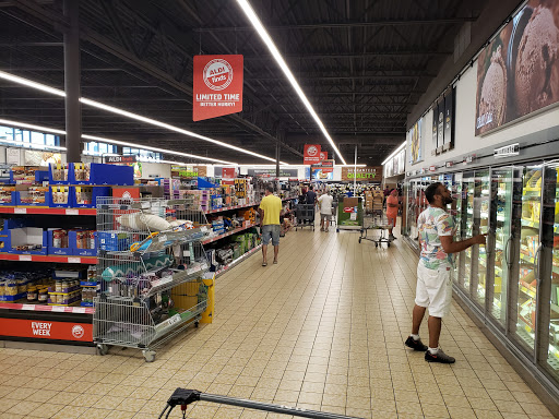 Supermarket «ALDI», reviews and photos, 56 Lakeview Ave, Clifton, NJ 07011, USA