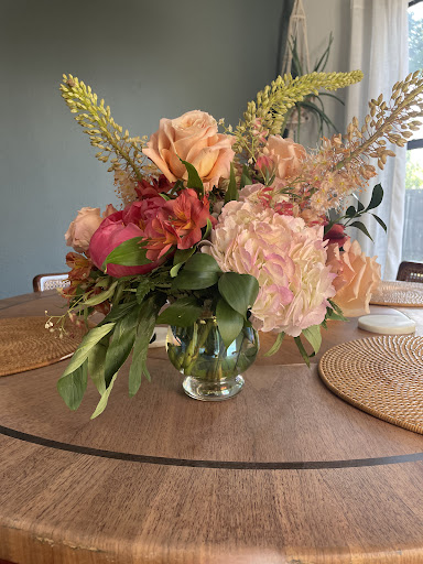 Florist «Roanoke Florist», reviews and photos, 500 US-377, Roanoke, TX 76262, USA