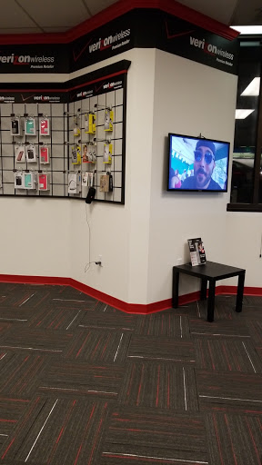 Cell Phone Store «Verizon Wireless - Cellular Plus», reviews and photos, 15115 SE McLoughlin Blvd, Milwaukie, OR 97267, USA