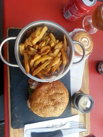 Frite du Restaurant de hamburgers Restaurant Burger Clermont-fd : L'Atelier de Marius à Clermont-Ferrand - n°13