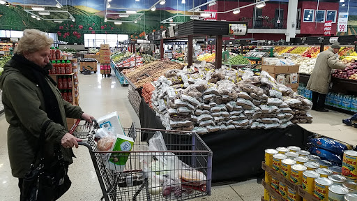 Grocery Store «Butera Market», reviews and photos, 2070 N Rand Rd, Palatine, IL 60074, USA