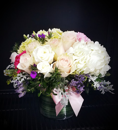 Florist «Victorian Garden florist», reviews and photos, 8543 W Boynton Beach Blvd, Boynton Beach, FL 33472, USA