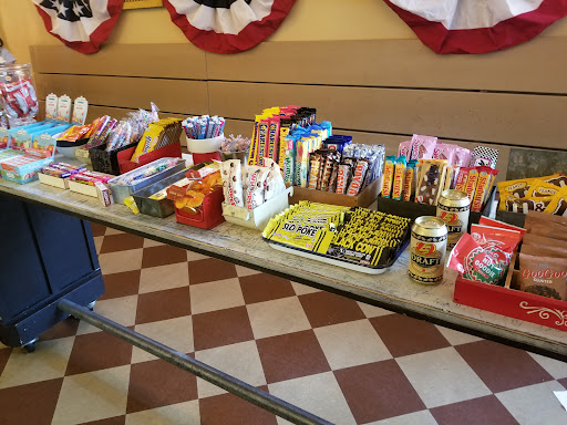 American Restaurant «Lickity Split Frozen Custard», reviews and photos, 6056 N Broadway St, Chicago, IL 60660, USA