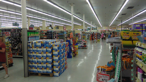 Grocery Store «Brookshire Brothers», reviews and photos, 603 E Houston St, Cleveland, TX 77327, USA