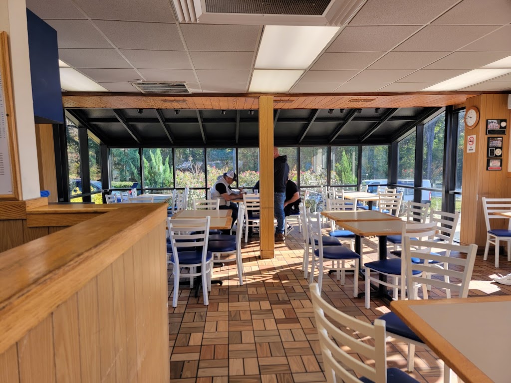 Martin's Restaurant - Powder Springs Location 30127