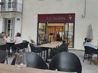 Atmosphère du Restaurant La Grappe à Châteaurenard - n°6