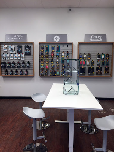 Mobile Phone Repair Shop «CPR Cell Phone Repair Charlotte – Arboretum», reviews and photos, 8206 Providence Rd Suite 1200, Charlotte, NC 28277, USA