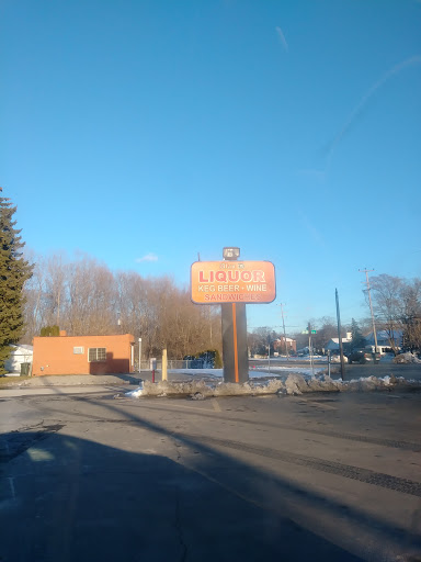Pizza Restaurant «Alan D Liquor», reviews and photos, 2300 W Auburn Rd, Rochester Hills, MI 48309, USA