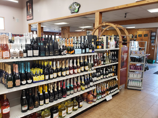 Liquor Store «Windham Wine & Spirits», reviews and photos, 1182 Main St, Willimantic, CT 06226, USA