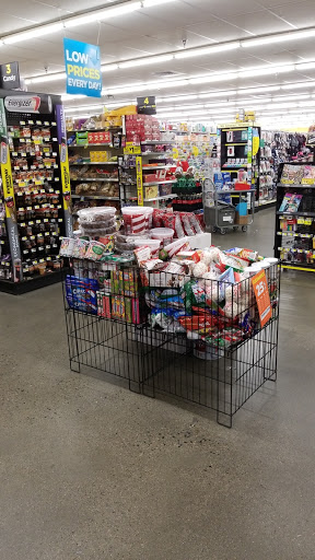 Discount Store «Dollar General», reviews and photos, 301 W Naranjo Blvd, Woodlake, CA 93286, USA