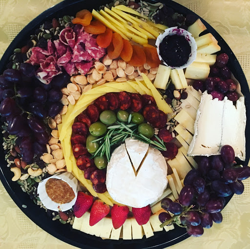 Grocery Store «Old Wethersfield Country Store», reviews and photos, 221 Main St, Wethersfield, CT 06109, USA