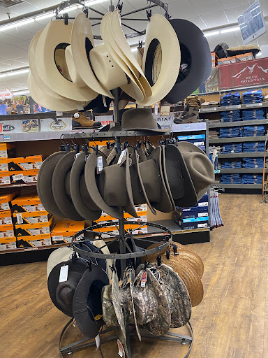 Home Improvement Store «Tractor Supply Co.», reviews and photos, 4267 13th St, St Cloud, FL 34769, USA