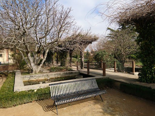 Jardin Raymond VI