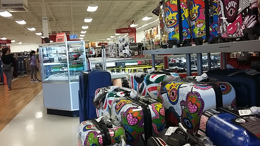 Department Store «T.J. Maxx», reviews and photos, 3219 Rolling Oaks Blvd, Kissimmee, FL 34747, USA