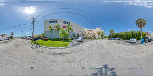 Self-Storage Facility «Four Seasons Self Storage», reviews and photos, 5061 NE 13th Ave, Oakland Park, FL 33334, USA
