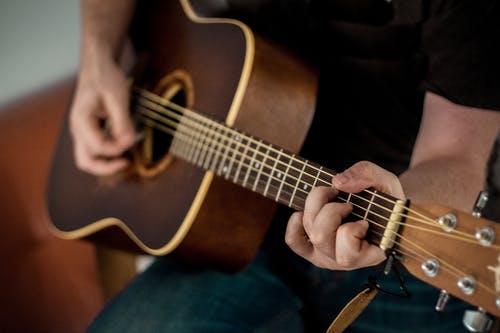 Daniel Sheridan - Guitar Lessons