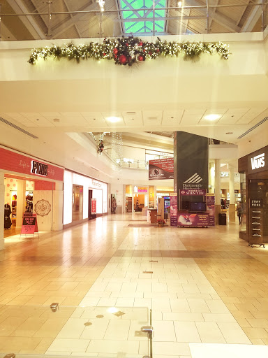 Shopping Mall «Pheasant Lane Mall», reviews and photos, 310 Daniel Webster Hwy, Nashua, NH 03060, USA